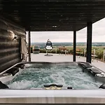 The Real Relaxation At Winery Somloszolos